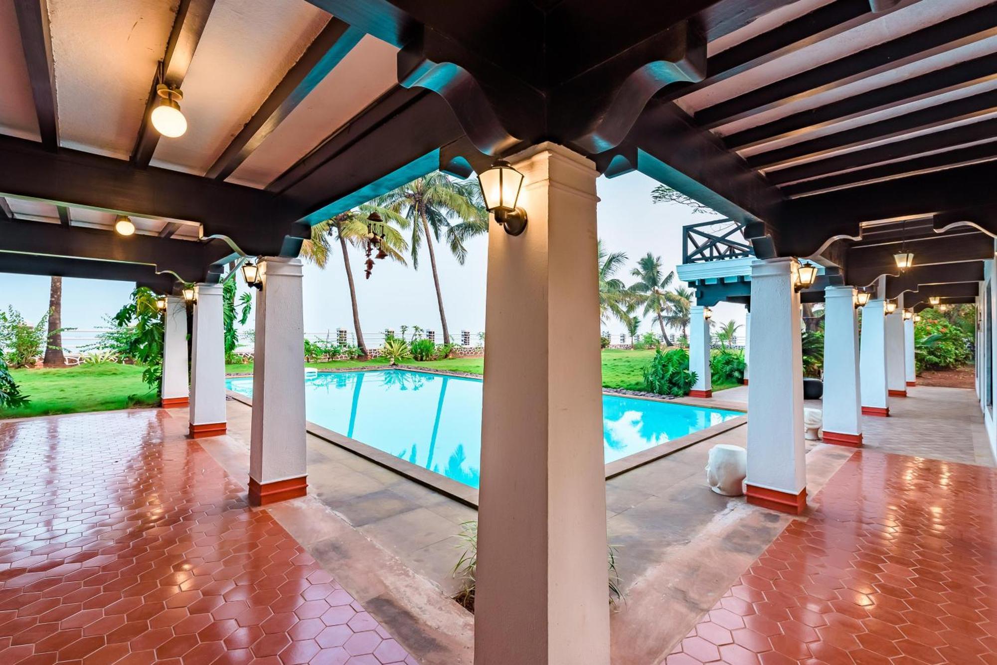 Saffronstays Sea La Vie Danda エクステリア 写真